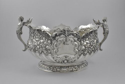 Edwardian silver rose bowl or wine cooler marked for Sheffield 1901 by Walker & Hall and weighing 95.5 Oz.
