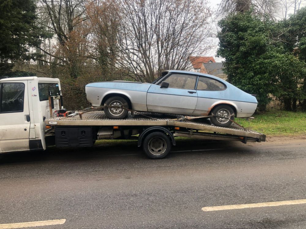 M25 Classics 1982 Ford Capri Calypso