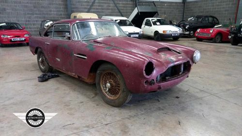 1960 Aston Martin DB4 – Julian Crossley