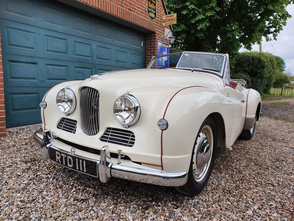 Jowett Car Club - Stand 5-170