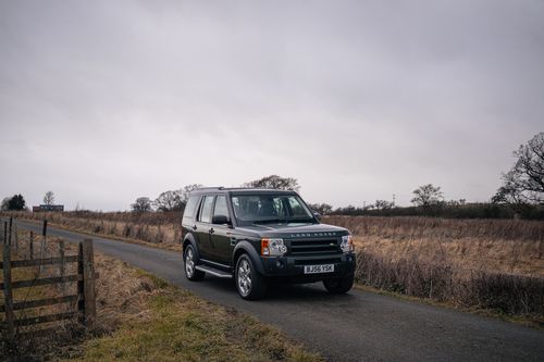 EX - HRH PRINCE CHARLES SPECIAL ROYAL OPTIONS LAND ROVER DISCOVERY 3 FOR AUCTION AT THE PRACTICAL CLASSICS CLASSIC CAR AND RESTORATION SHOW