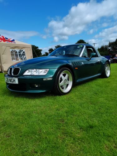 Nigel and Donna Hewart – 1998 BMW Z3 2.8