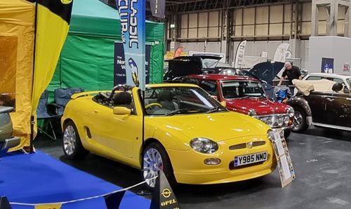 Peter Everington - 2001 MG MGF Trophy 160