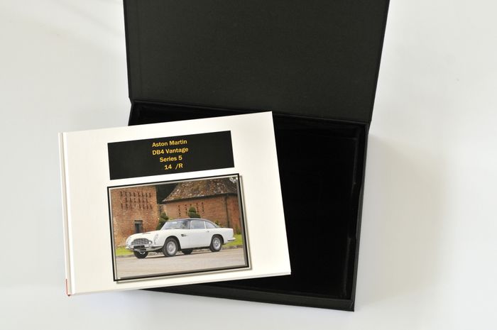 Your own Car book