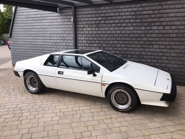1983 Lotus Esprit HC, Dr Nathan Manghat