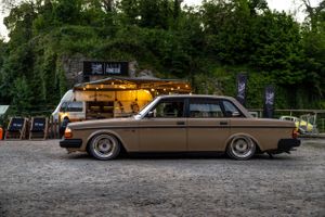 1984 Volvo 240DL, Thomas Staniforth