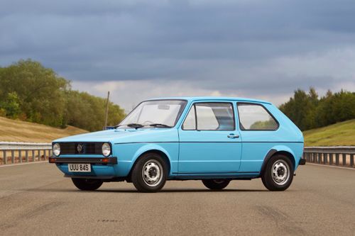 2016 Autumn – 1989 Austin Metro City owned by James Cribb