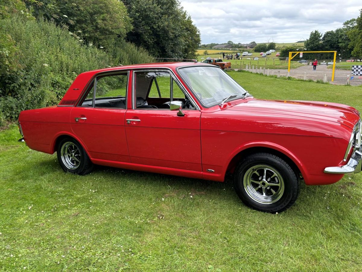 Ford Cortina 1600GE - Ian Mills