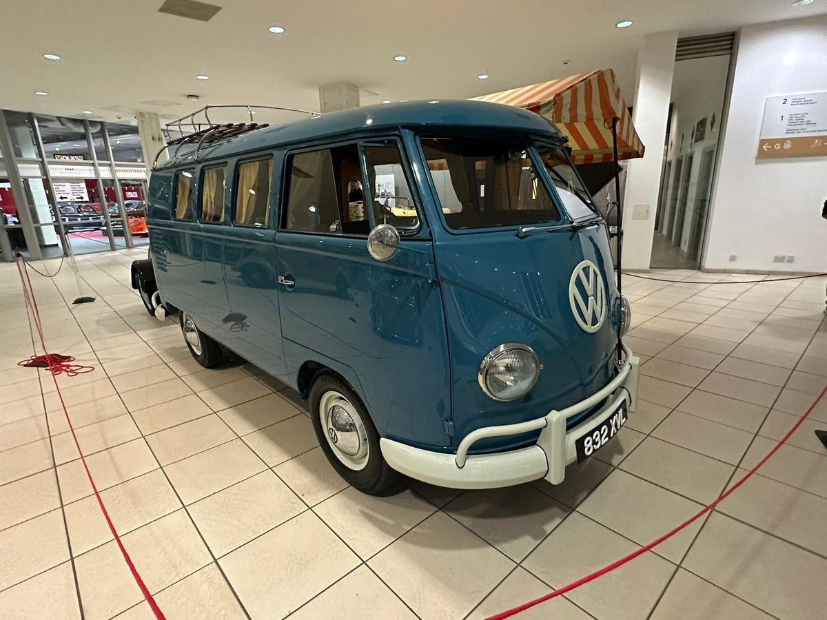 1958 so23 VW Westfalia Type 2 Split - Paul Irving