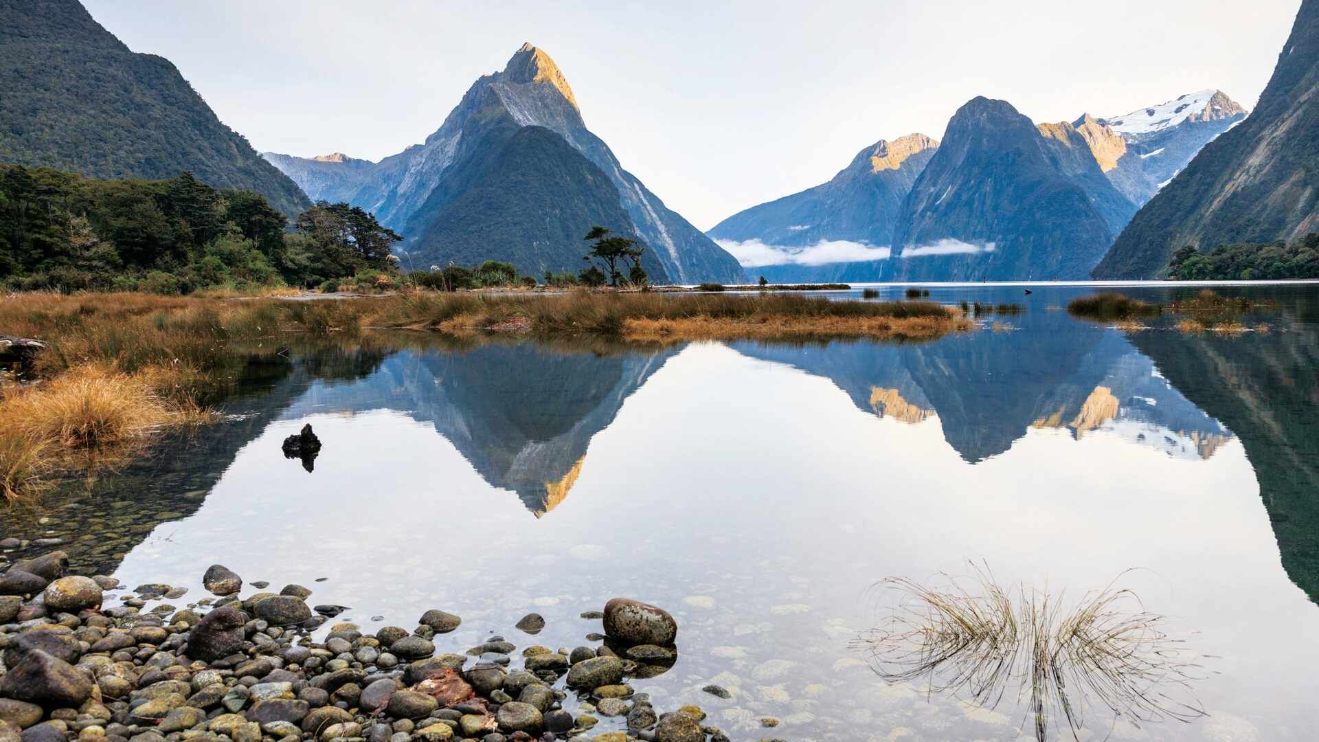 Discover New Zealand's North & South Islands on an APT Tour