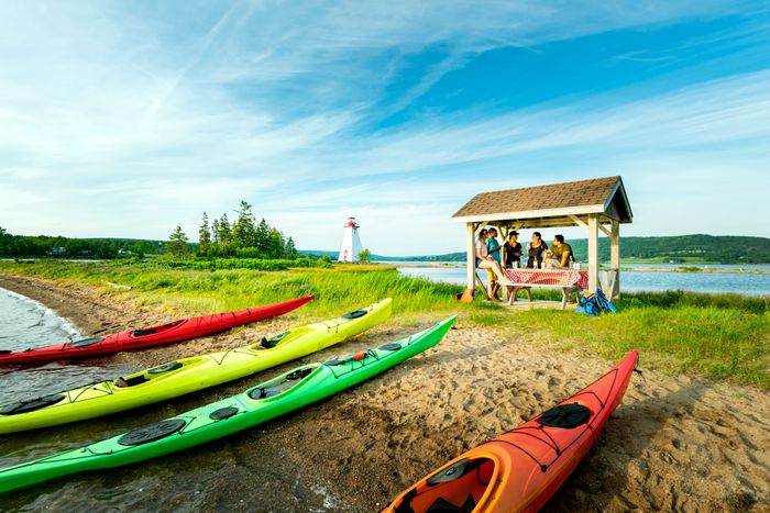 Nova Scotia - Doers and Dreamers Guide