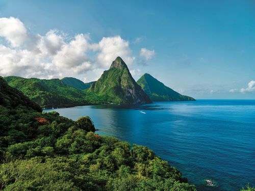 Saint Lucia Travel Guide