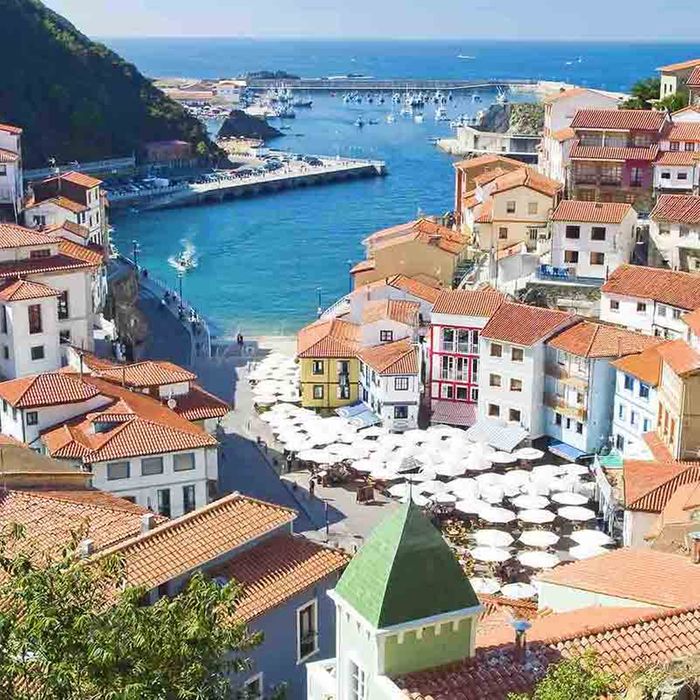 Historic Cities & Foothills of Northern Spain