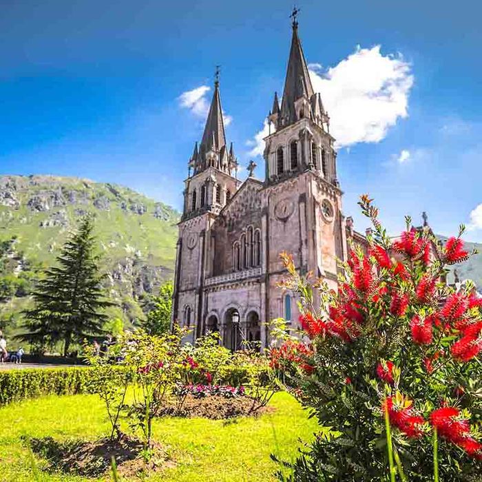 Historic Cities & Foothills of Northern Spain
