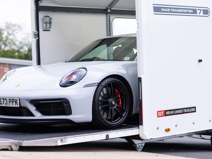 Race Transporter 7