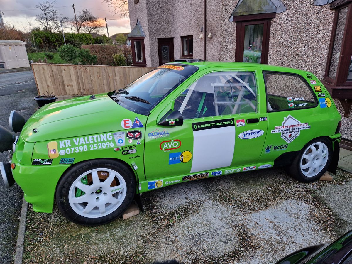 Aaron Barrett - 1993 Renault Clio Williams