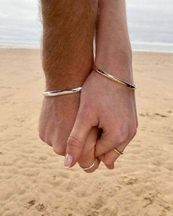 Binding Bangles and Binding Rings