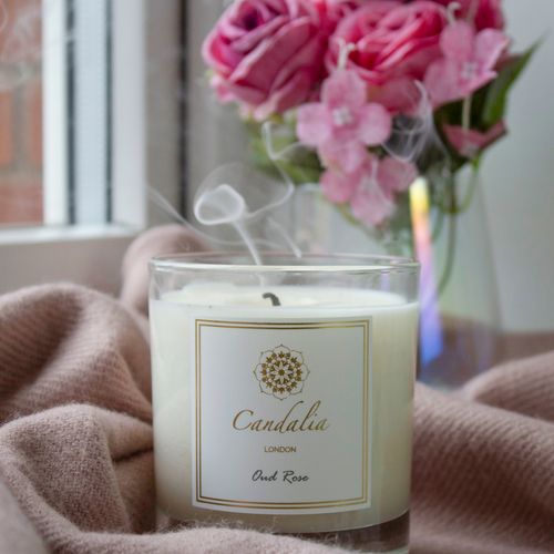 Oud Rose Essential Candle