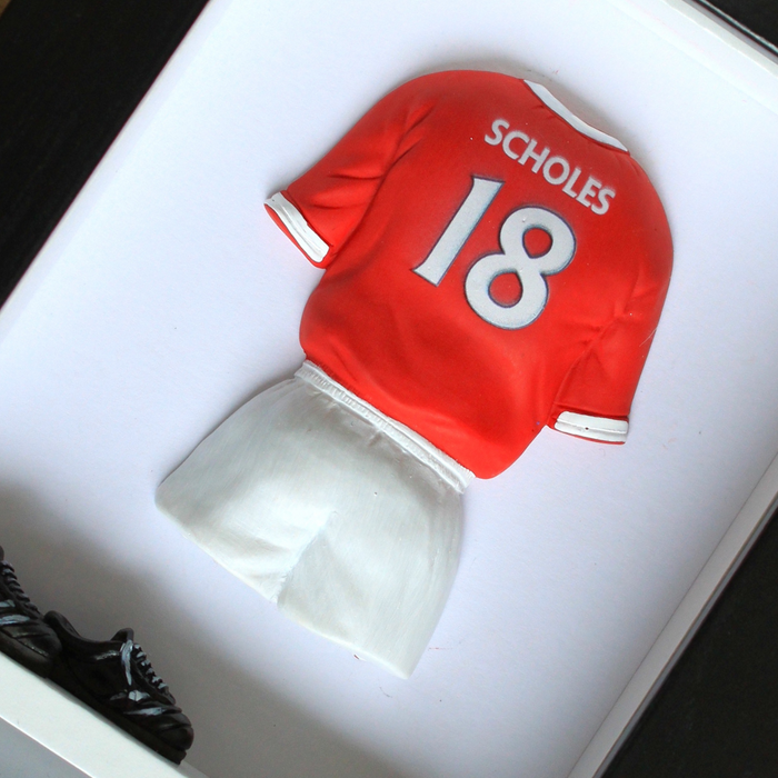 Paul Scholes (Man Utd) – Football Legend KitBox