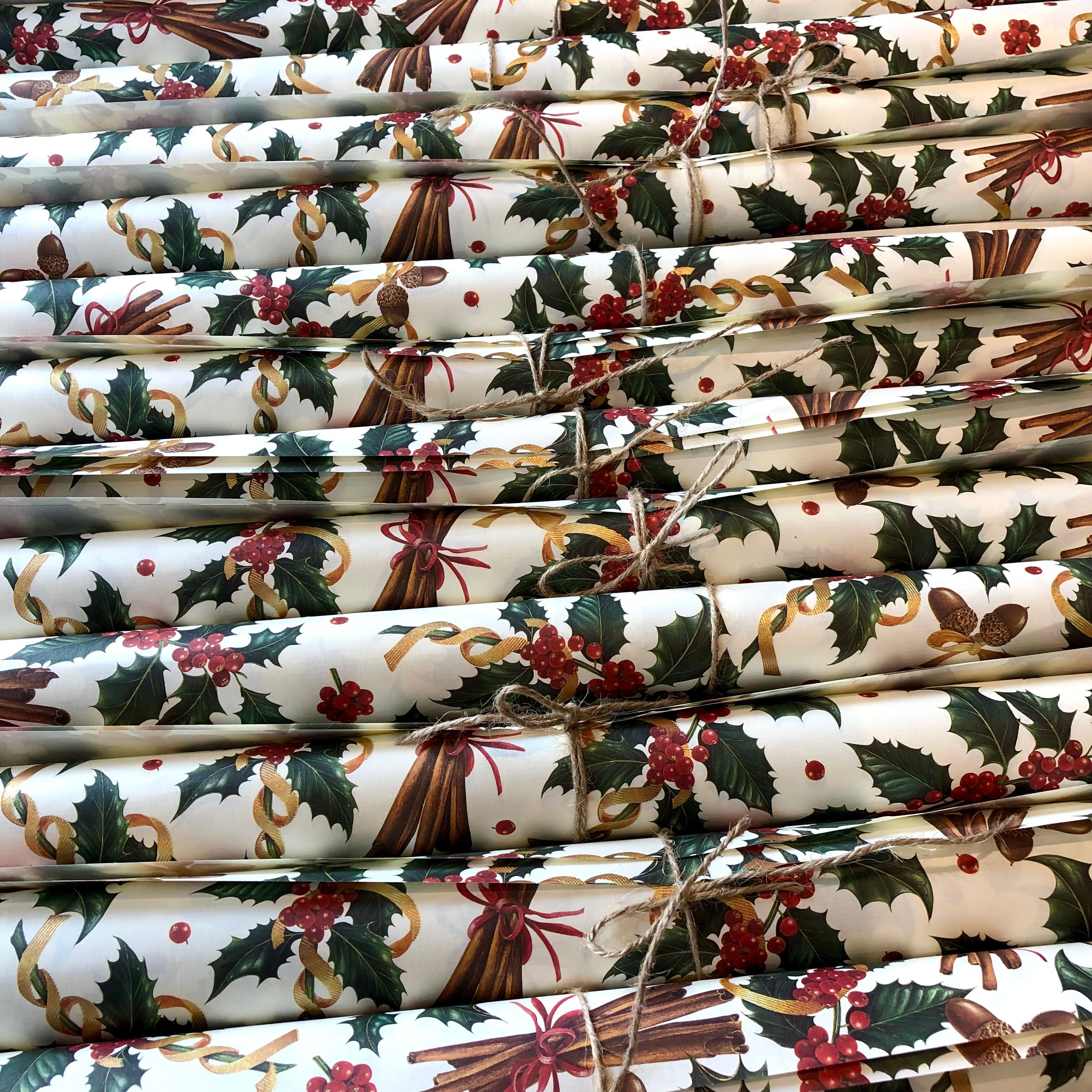 Wrapping paper-Christmas cinnamon