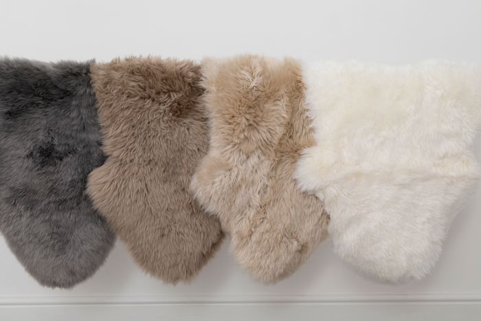 Premium Single Pelt Beige Sheepskin Rug