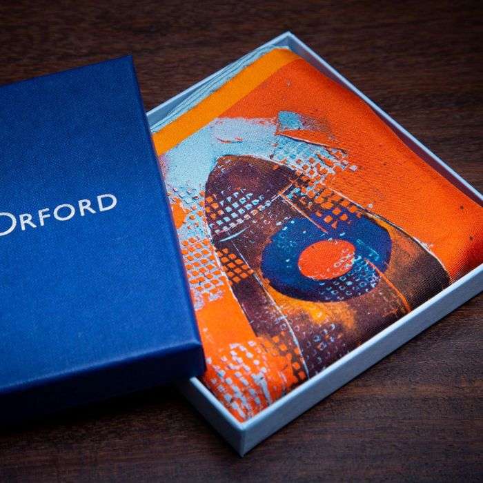 'Lone Fighter' in orange & blue