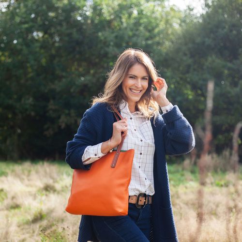 Kent Shopper in Textured Orange and Green Cowhide Leather