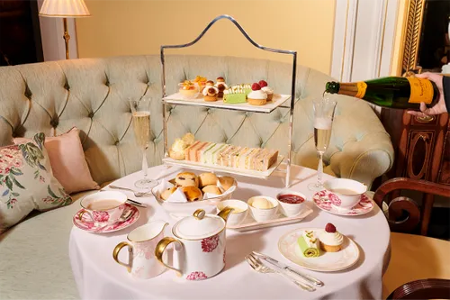 London's Best Festive Afternoon Teas: Where to Enjoy Christmas Delights