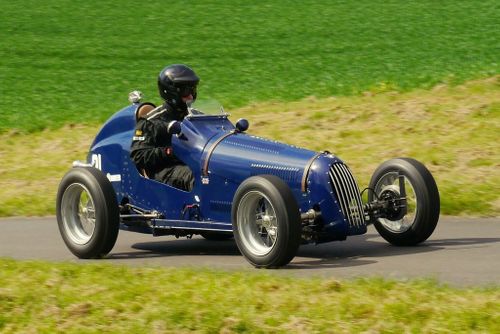 The Pre-war Austin Seven Club