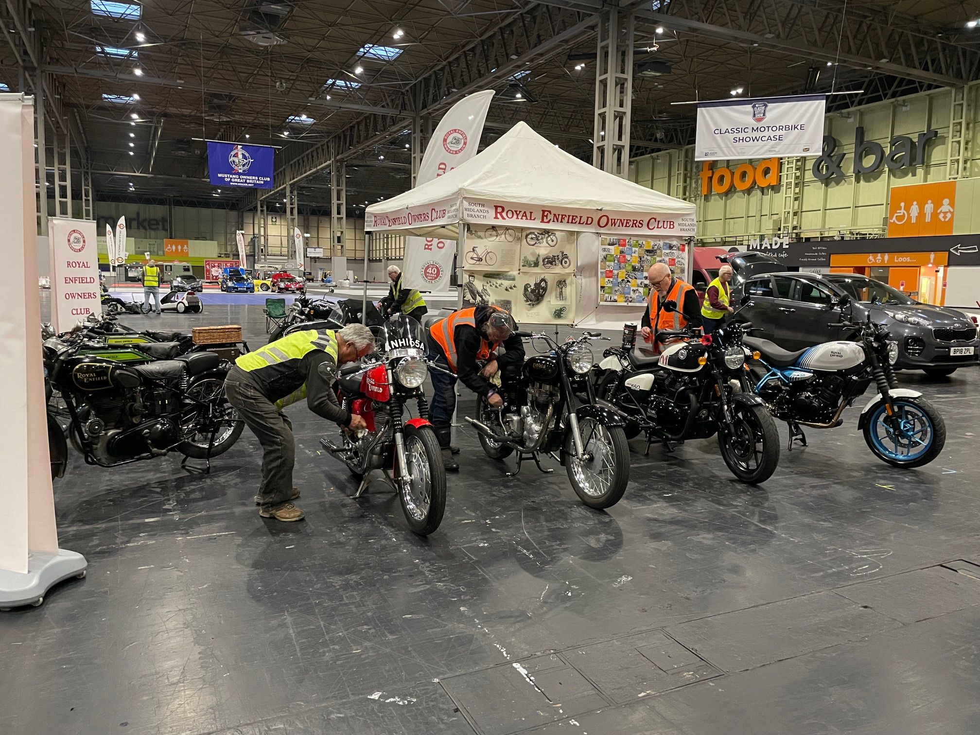 Royal Enfield Owners Club (South Midlands Branch)