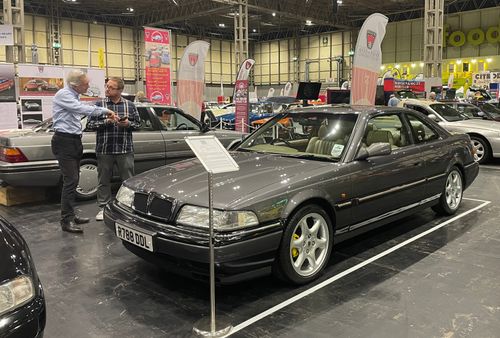 Celebrating 40 Years of the Rover 800 Series