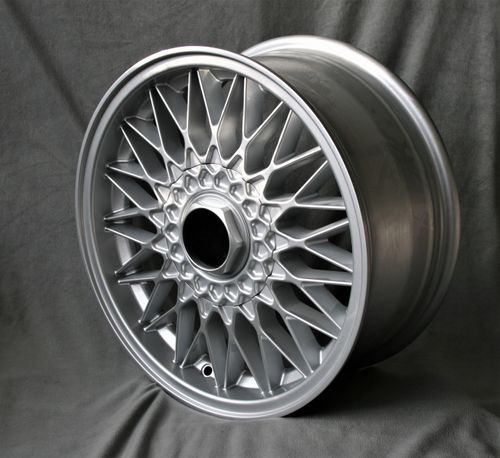 X Spoke Style Wheel