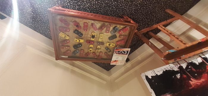 F1 Display tables
