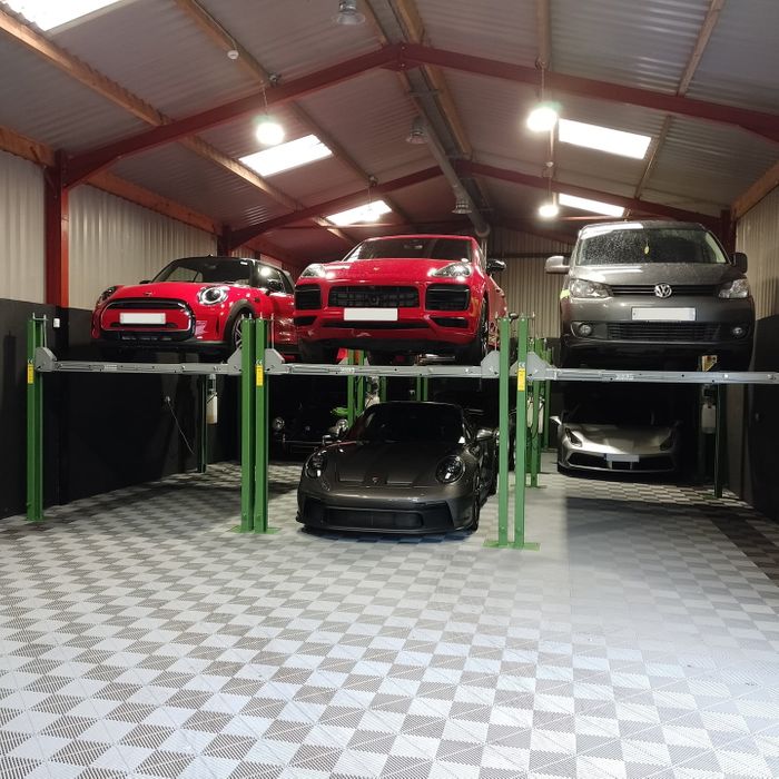 Bonar Four-Post Car Parking Lift