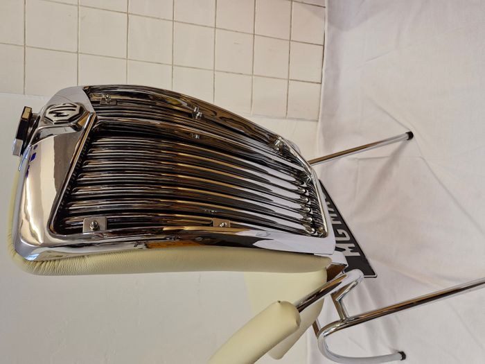 MG Magnette Car Grille Chair