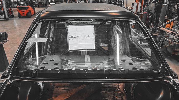 BMW E30 M3 C-PILLAR PANEL