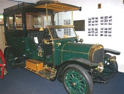1915 Dennis Limousine