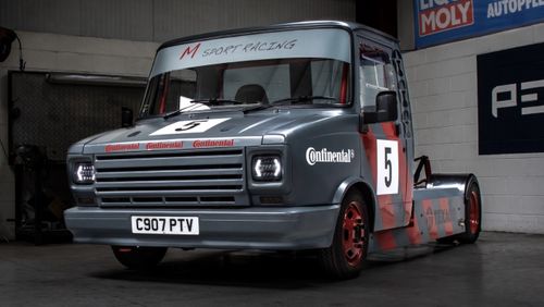 Steve Taylor, 1986 Freight Rover Sherpa 3500cc