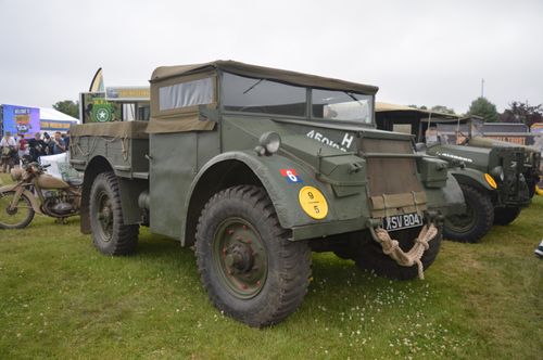 Guy Ant Truck