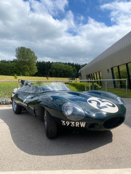 Jaguar Drivers' Club Brings Best of Both Worlds to NEC Classic Motor Show