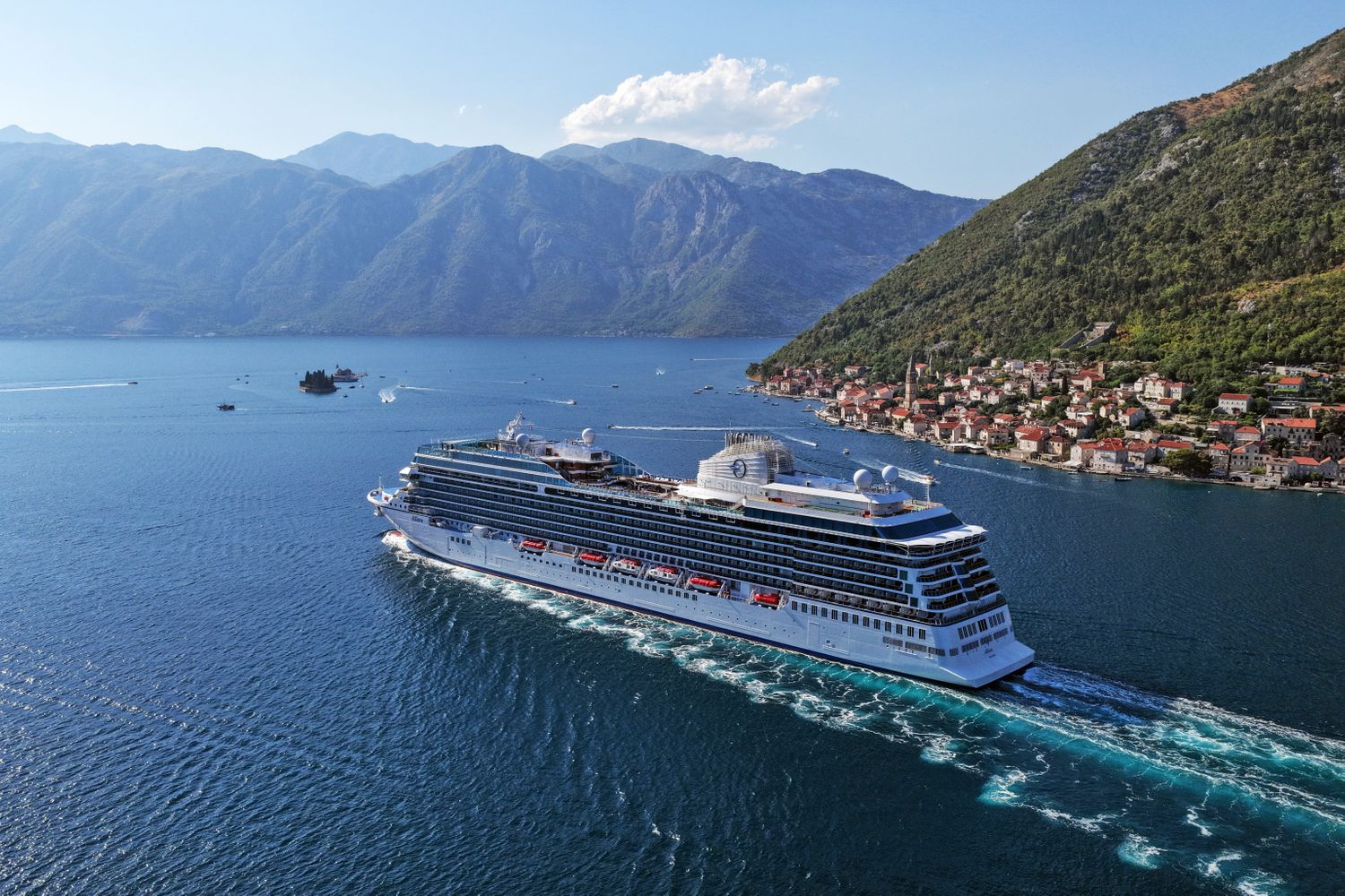 Cover image - Oceania Cruises