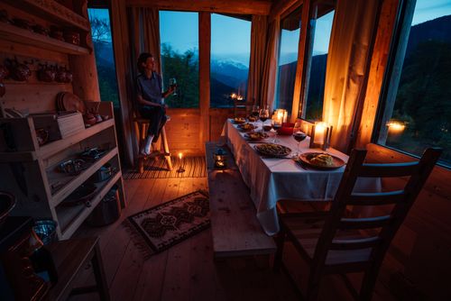 Bunea Wilderness Cabin