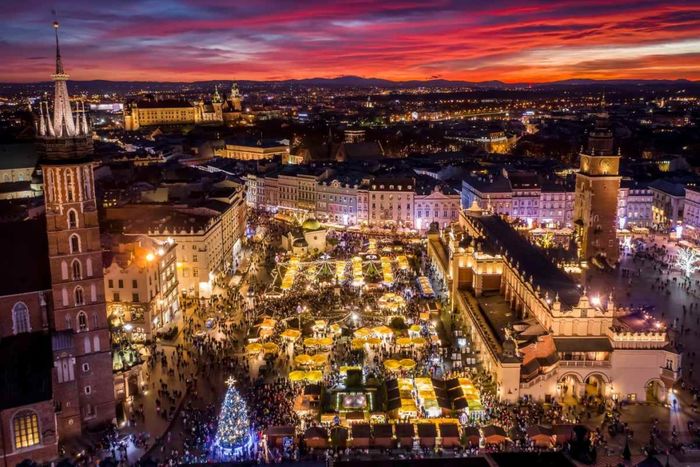 Poland Christmas Markets Group Tour - complimentary Christmas gift