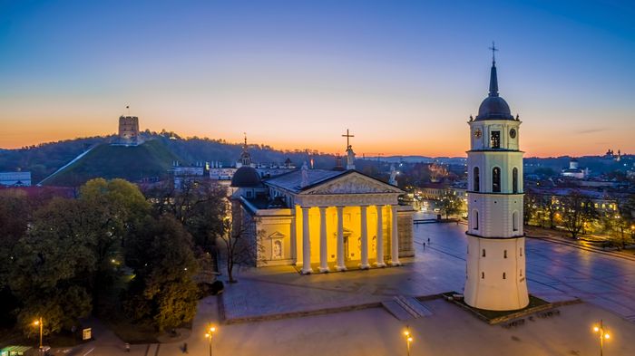 Baltic Capitals Private Tour - complimentary room upgrades