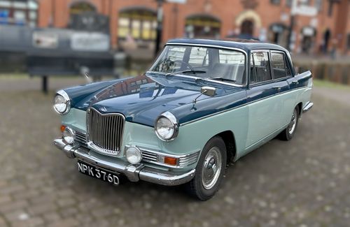 Riley Motor Club Celebrates the Centenary of the Riley 9 with Hands-On Engineering