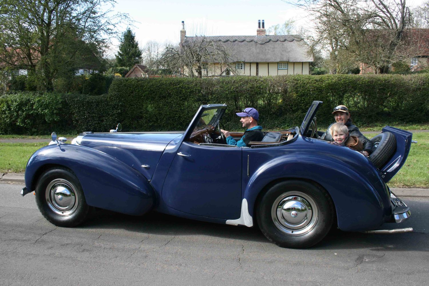 Cover image - Triumph Roadster Club