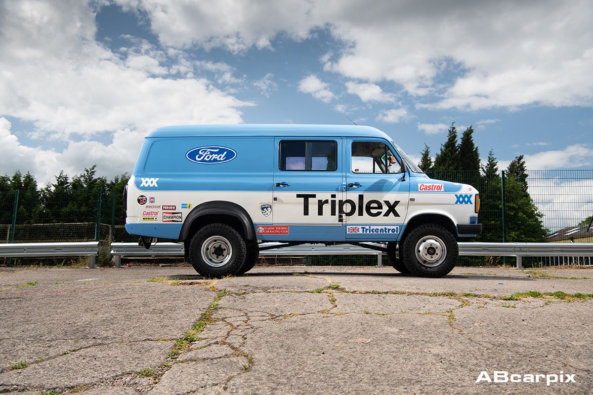 Andrew Laybourne’s 1984 Ford Transit 4x4