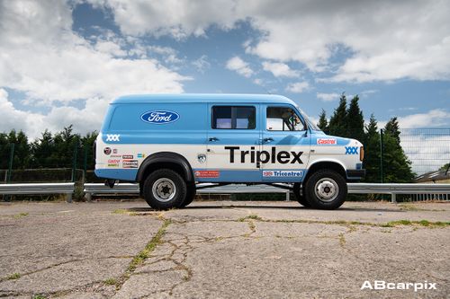 Andrew Laybourne’s 1984 Ford Transit 4x4
