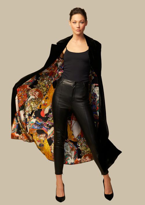 BLACK VELVET - WINDSOR COAT