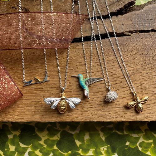 Bestsellers By Reeves & Reeves